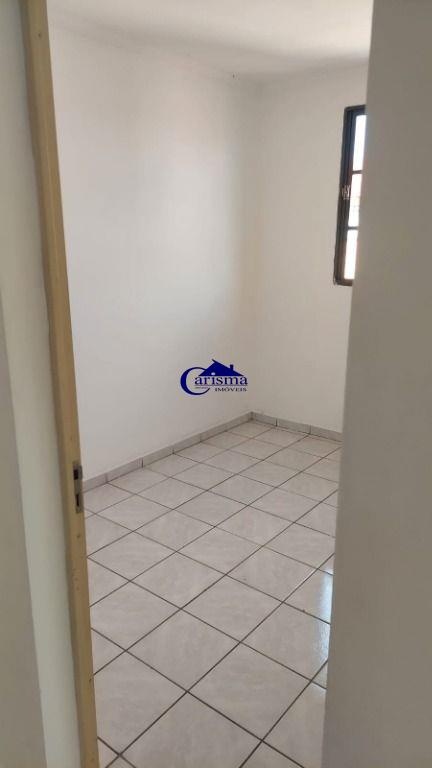 Apartamento à venda com 2 quartos, 44m² - Foto 6