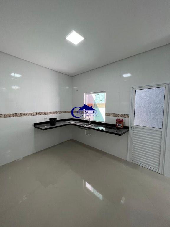 Sobrado à venda com 2 quartos, 115m² - Foto 6