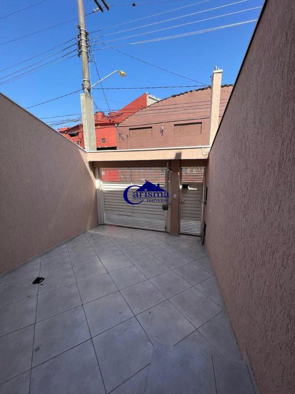 Sobrado à venda com 2 quartos, 98m² - Foto 1