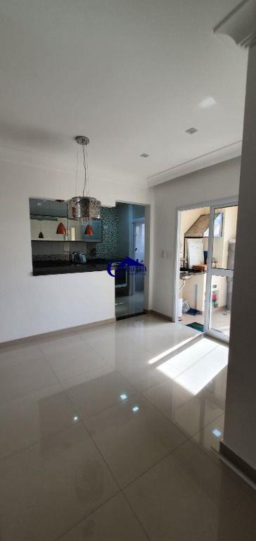 Apartamento à venda com 2 quartos, 78m² - Foto 2