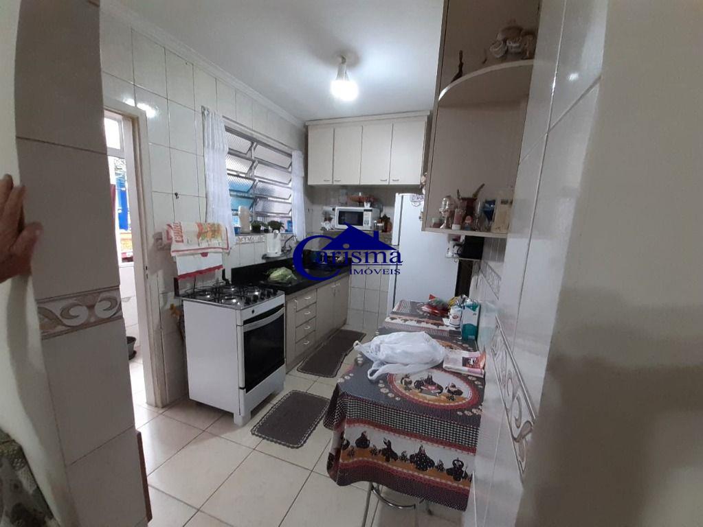 Apartamento à venda com 2 quartos, 81m² - Foto 3