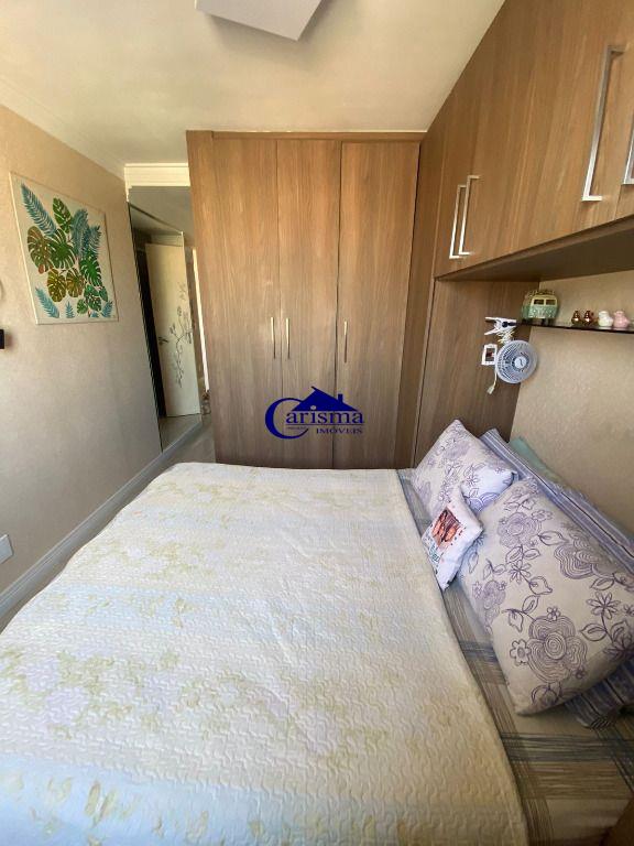 Apartamento à venda com 3 quartos, 71m² - Foto 16