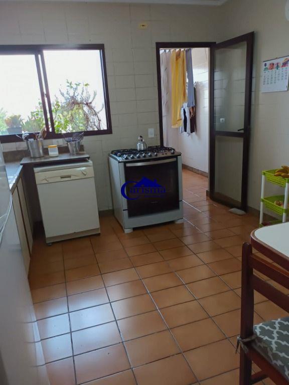 Apartamento à venda com 3 quartos, 144m² - Foto 10