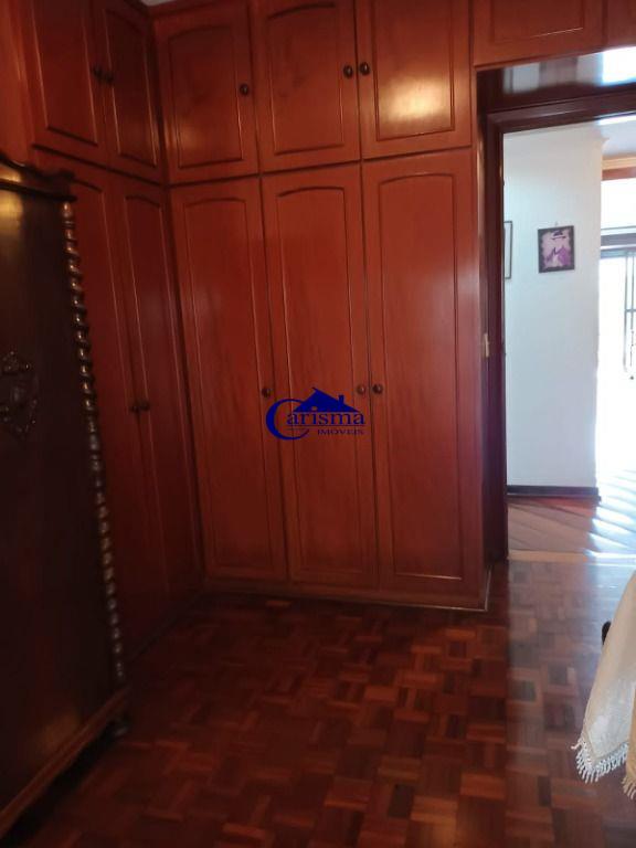 Apartamento à venda com 3 quartos, 144m² - Foto 9