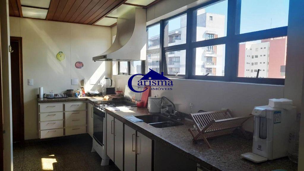 Apartamento à venda com 4 quartos, 264m² - Foto 8