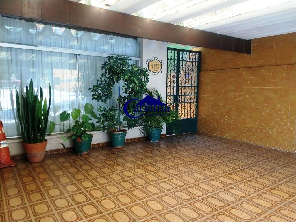 Sobrado à venda com 3 quartos, 168m² - Foto 1