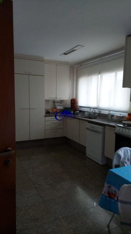 Apartamento à venda com 4 quartos, 200m² - Foto 10