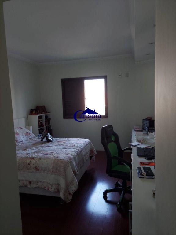 Apartamento à venda com 4 quartos, 200m² - Foto 5