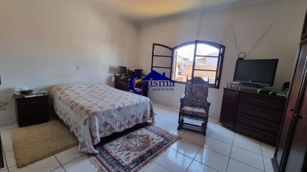 Sobrado à venda com 3 quartos, 264m² - Foto 8