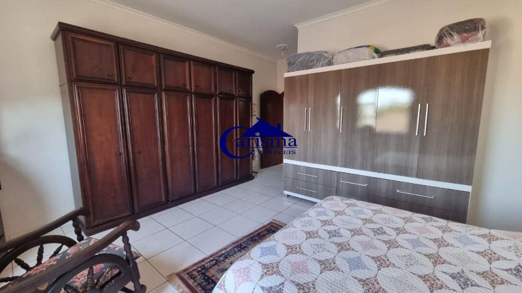 Sobrado à venda com 3 quartos, 264m² - Foto 7