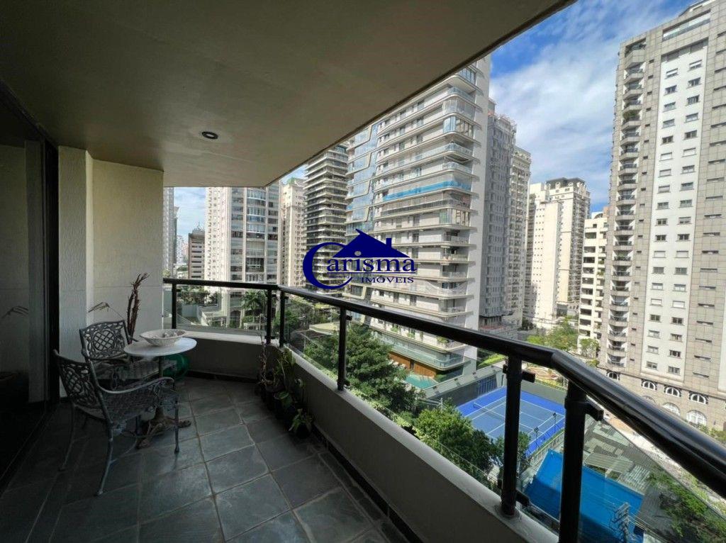 Apartamento à venda com 3 quartos, 216m² - Foto 8