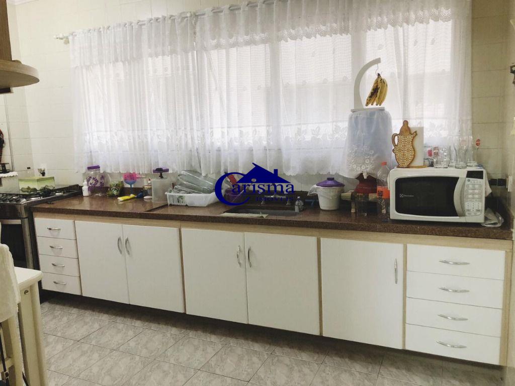 Apartamento à venda com 3 quartos, 97m² - Foto 9