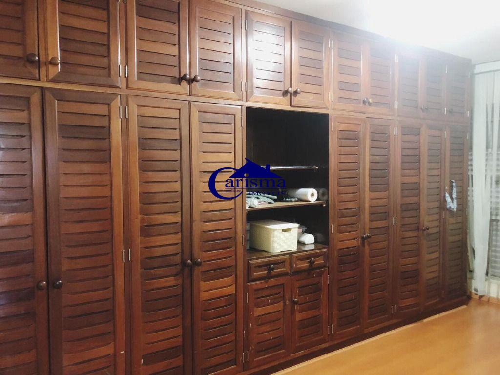 Apartamento à venda com 3 quartos, 97m² - Foto 19