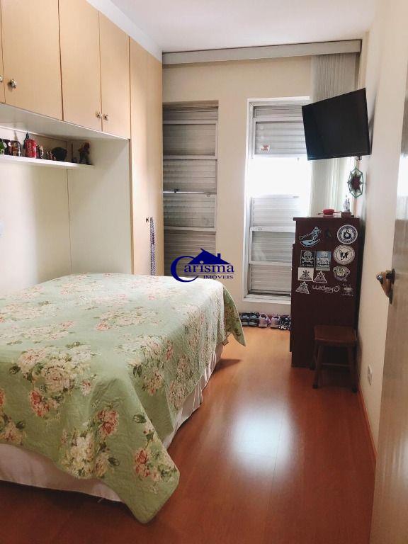 Apartamento à venda com 3 quartos, 97m² - Foto 11