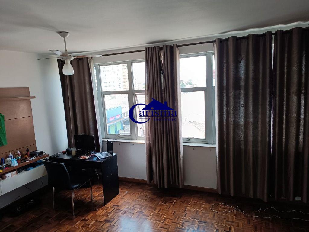 Apartamento à venda com 3 quartos, 136m² - Foto 3