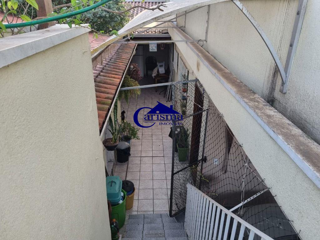 Sobrado à venda com 2 quartos, 154m² - Foto 27