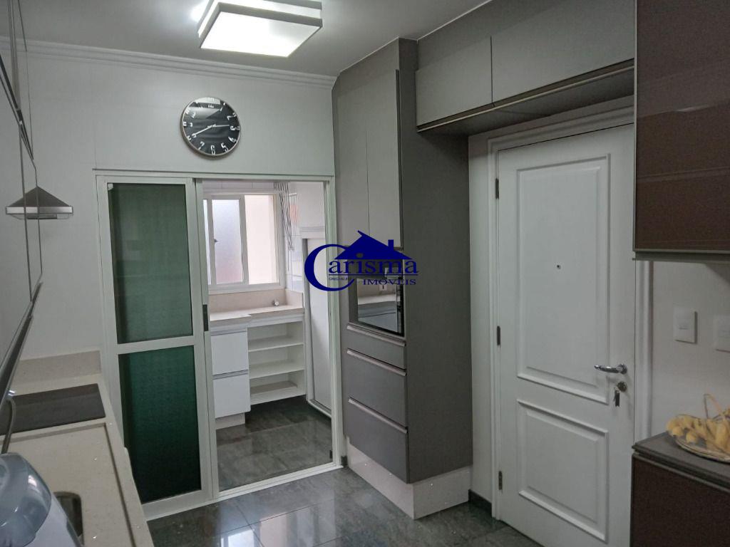 Apartamento à venda com 3 quartos, 142m² - Foto 17