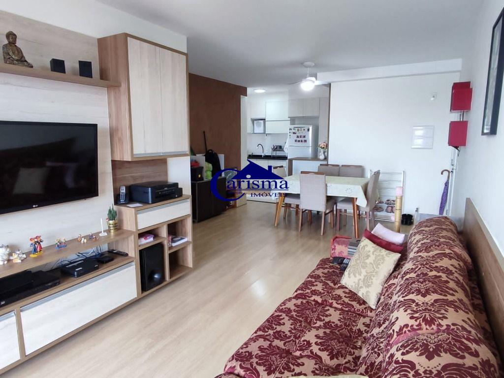 Apartamento à venda com 3 quartos, 84m² - Foto 1