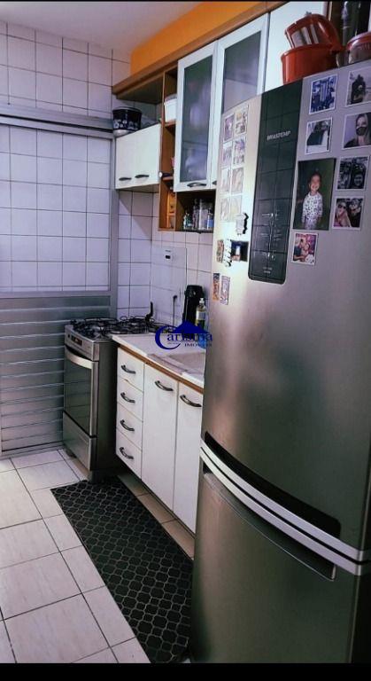 Apartamento à venda com 3 quartos, 61m² - Foto 2