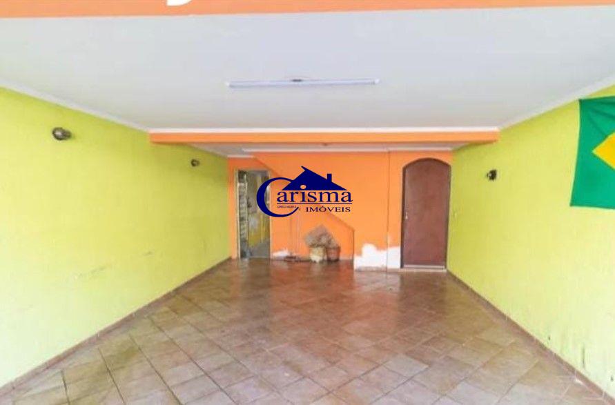 Sobrado à venda com 3 quartos, 215m² - Foto 1