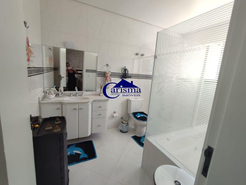 Sobrado à venda com 4 quartos, 318m² - Foto 41