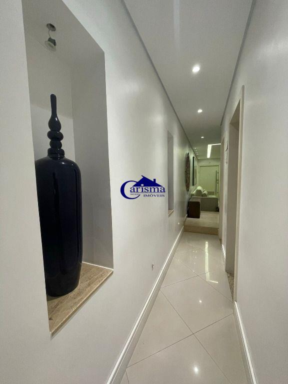 Apartamento à venda com 3 quartos, 220m² - Foto 19