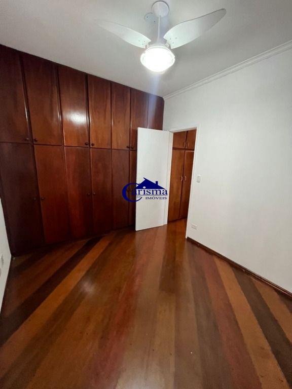 Apartamento à venda com 2 quartos, 68m² - Foto 17