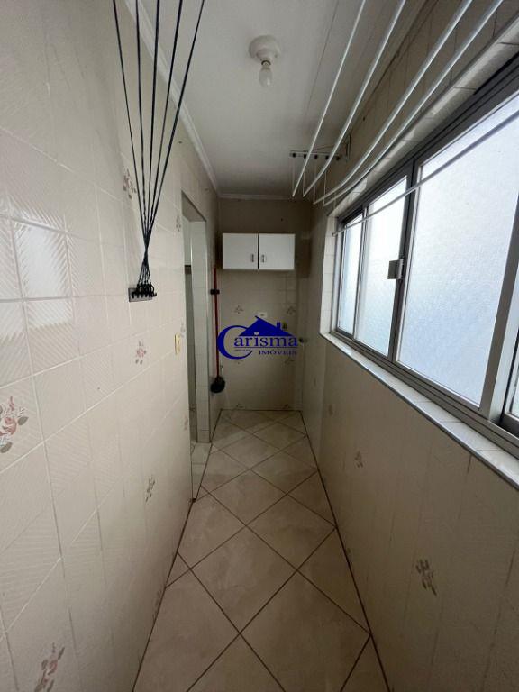 Apartamento à venda com 2 quartos, 68m² - Foto 23