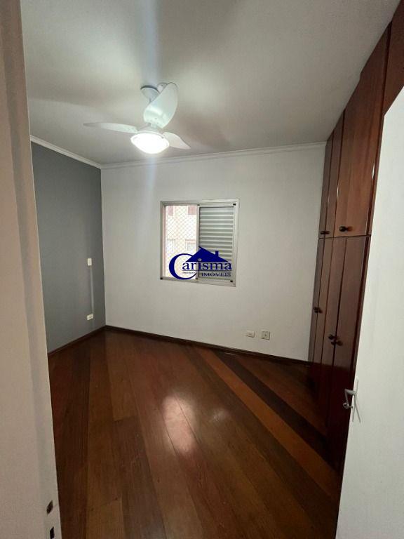 Apartamento à venda com 2 quartos, 68m² - Foto 13