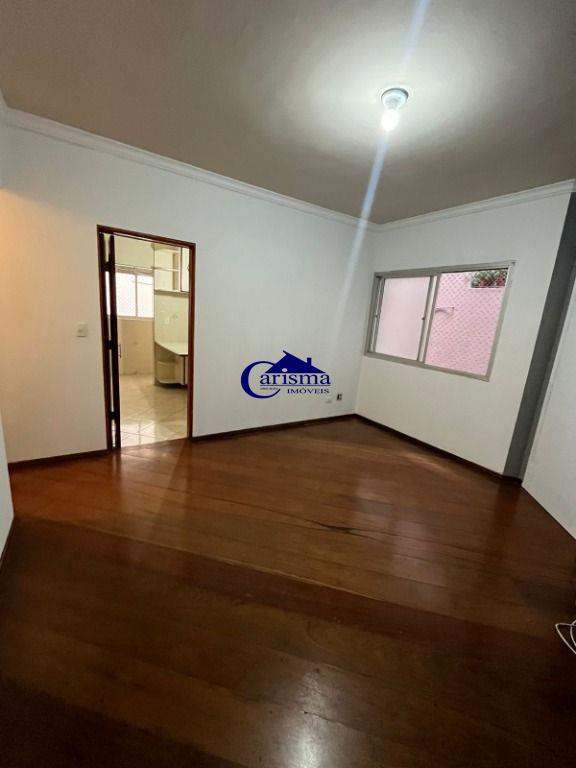 Apartamento à venda com 2 quartos, 68m² - Foto 3