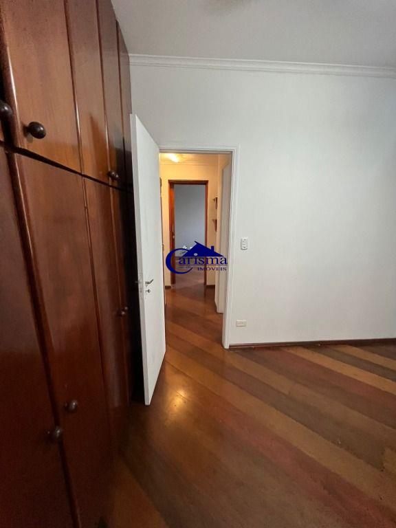 Apartamento à venda com 2 quartos, 68m² - Foto 12