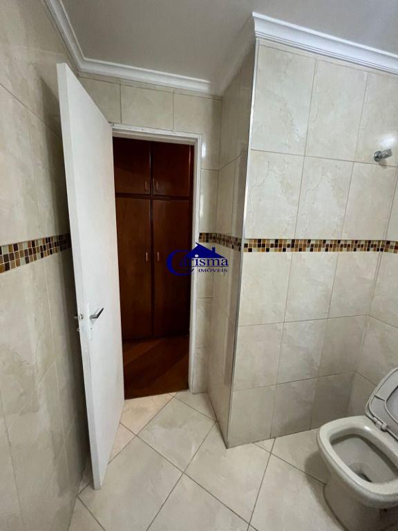 Apartamento à venda com 2 quartos, 68m² - Foto 28