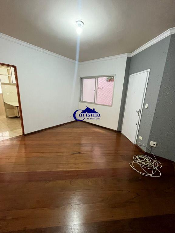 Apartamento à venda com 2 quartos, 68m² - Foto 2