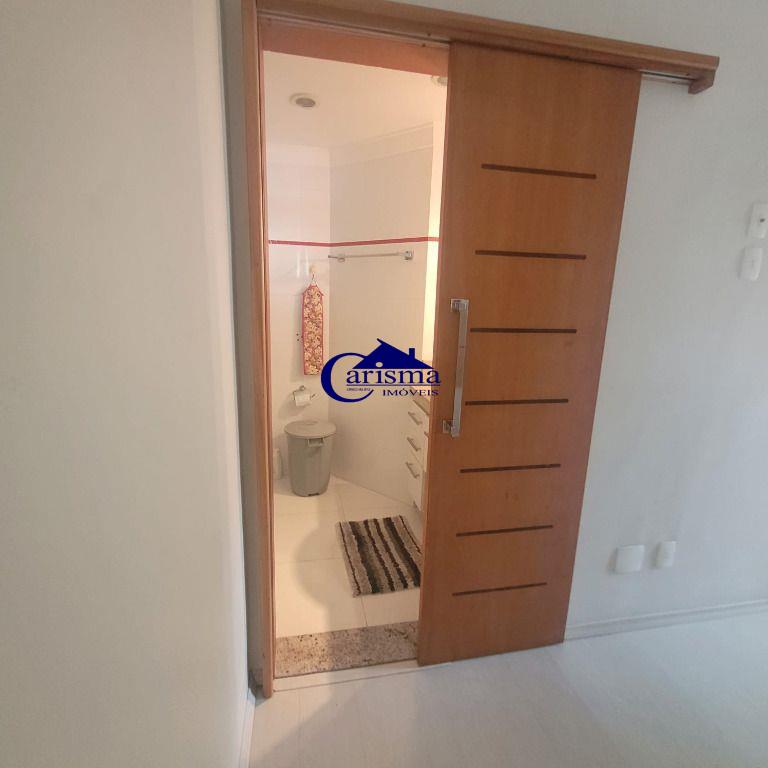 Apartamento à venda com 2 quartos, 70m² - Foto 11