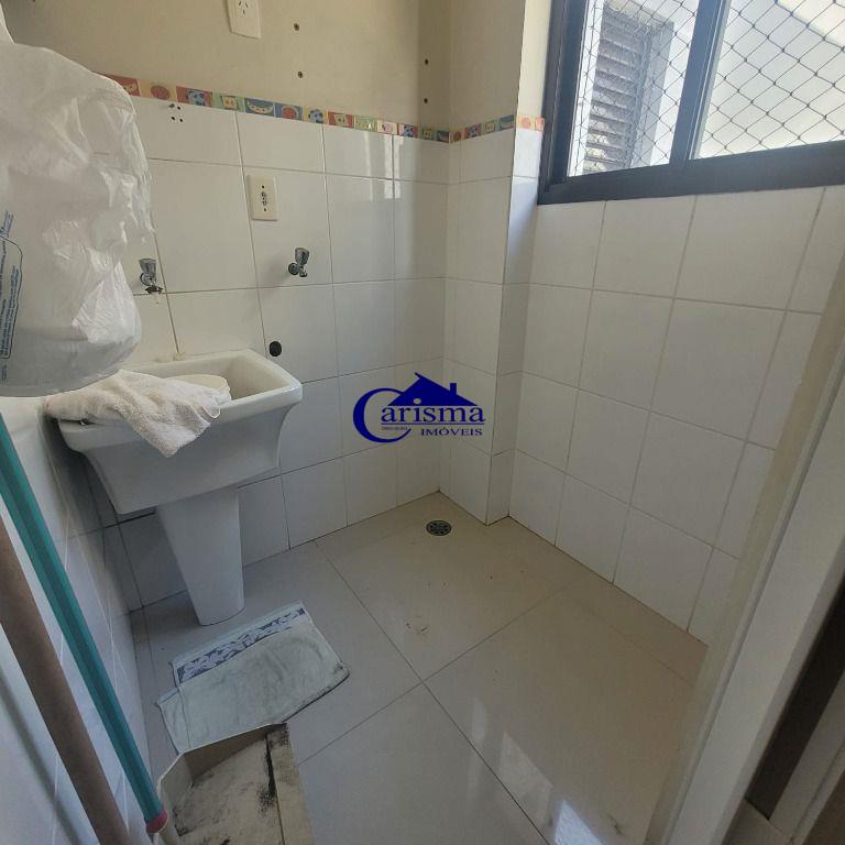 Apartamento à venda com 2 quartos, 70m² - Foto 10