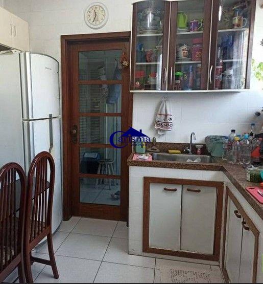 Apartamento à venda com 3 quartos, 139m² - Foto 8