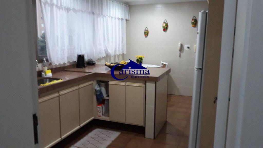 Apartamento à venda com 3 quartos, 163m² - Foto 1