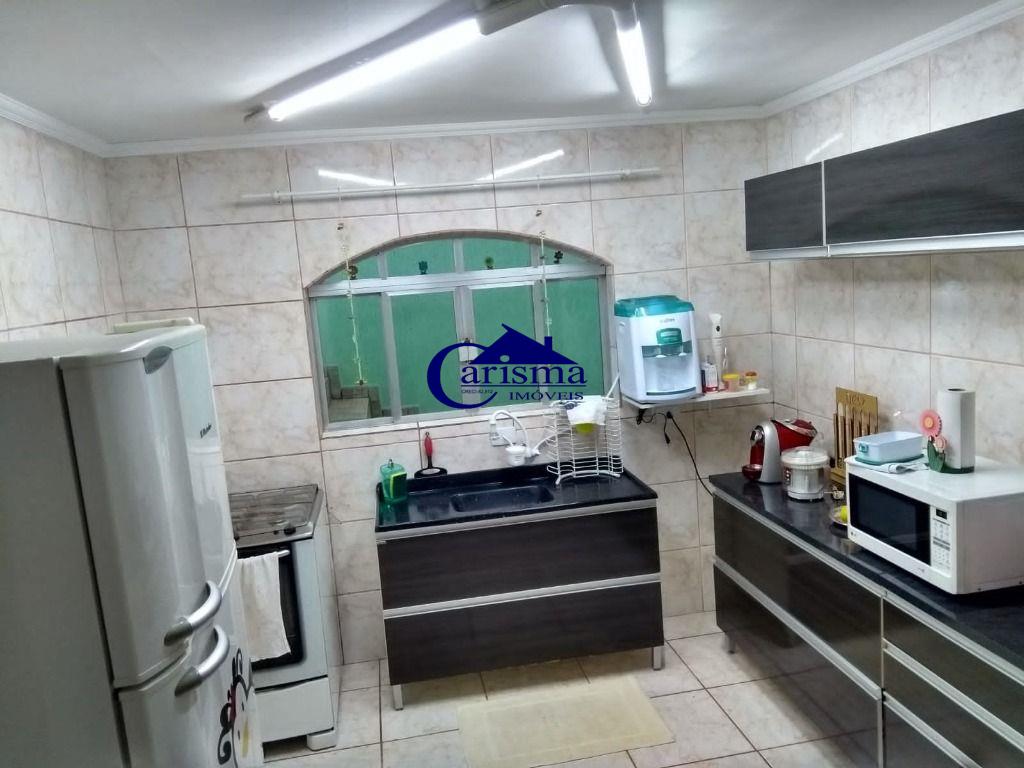 Sobrado à venda com 3 quartos, 196m² - Foto 4