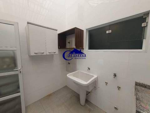 Casa para alugar com 3 quartos, 220m² - Foto 58