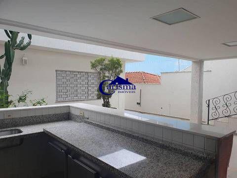 Casa para alugar com 3 quartos, 220m² - Foto 29