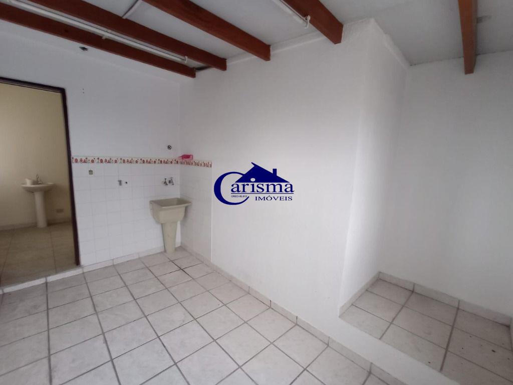 Casa para alugar com 1 quarto, 80m² - Foto 15