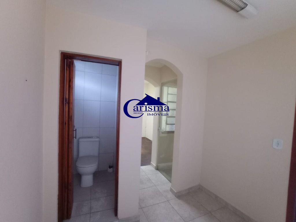 Casa para alugar com 1 quarto, 80m² - Foto 17