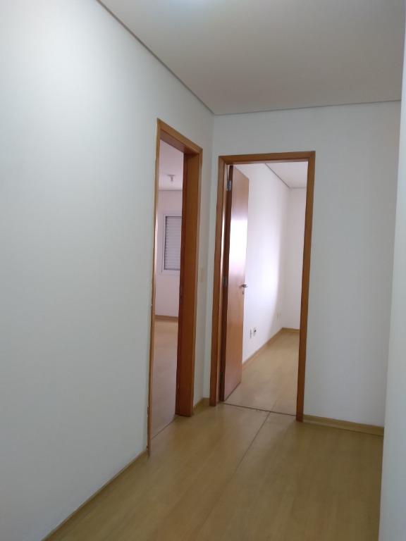 Apartamento para alugar com 4 quartos, 153m² - Foto 9