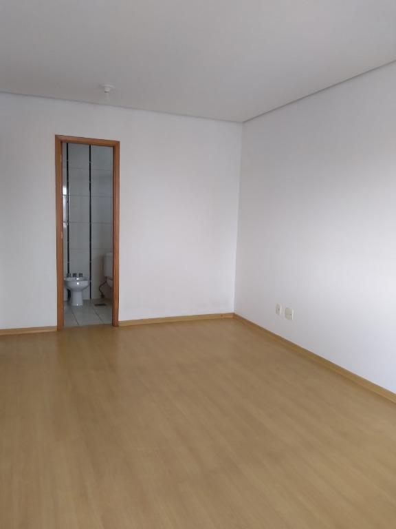 Apartamento para alugar com 4 quartos, 153m² - Foto 12