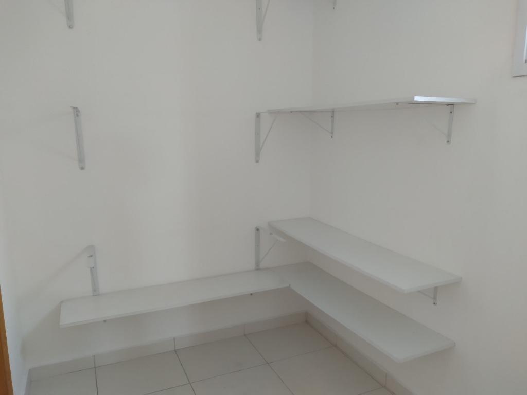 Apartamento para alugar com 4 quartos, 153m² - Foto 8