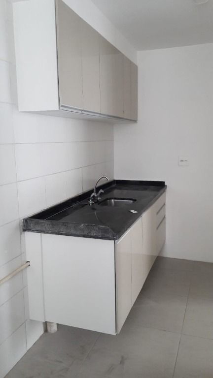 Apartamento para alugar com 3 quartos, 73m² - Foto 1