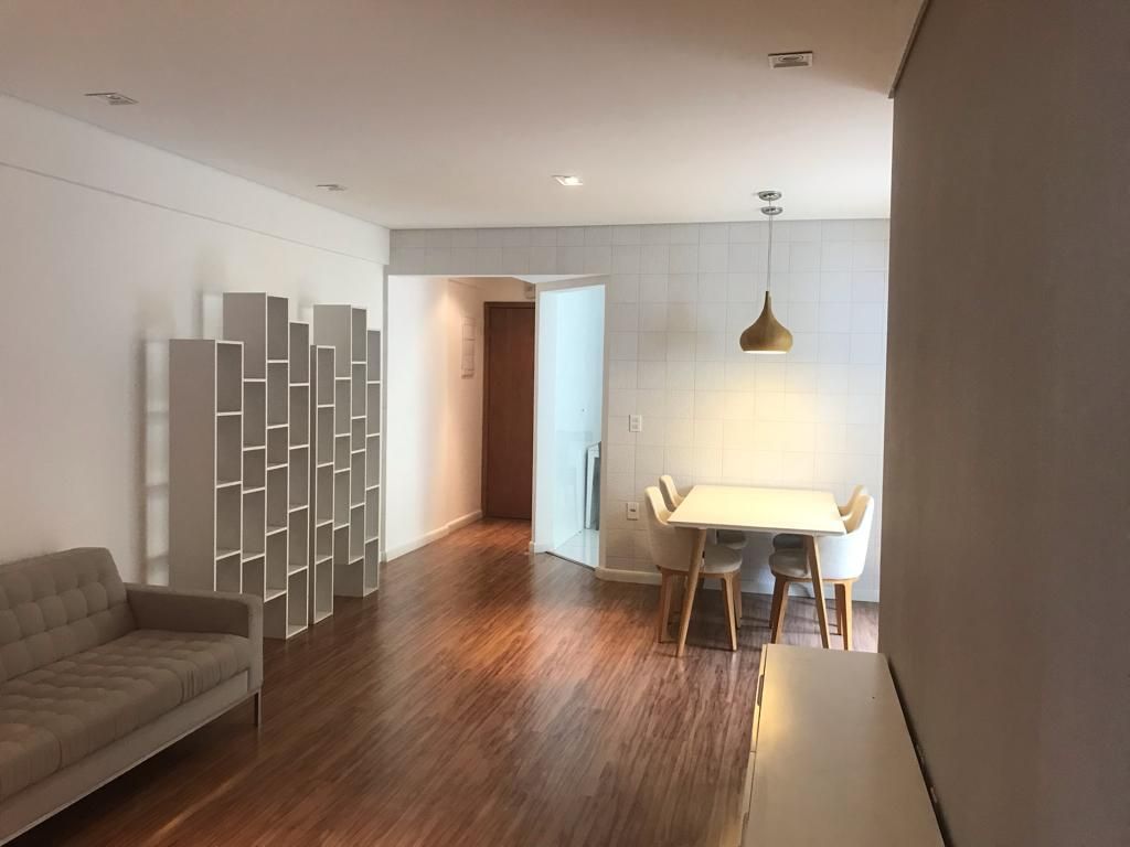 Apartamento para alugar com 3 quartos, 98m² - Foto 1