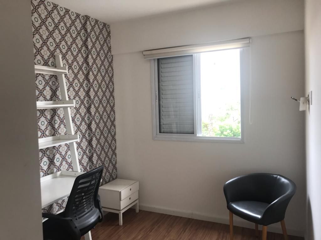 Apartamento para alugar com 3 quartos, 98m² - Foto 12