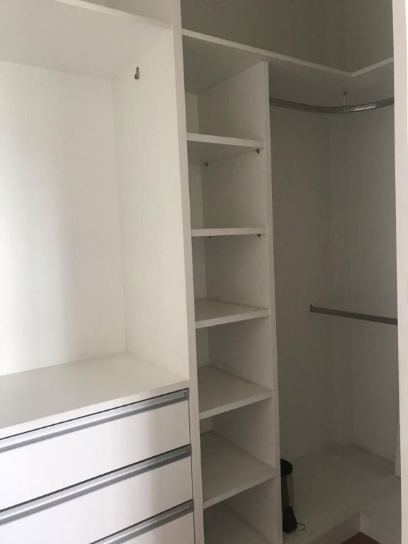 Apartamento para alugar com 3 quartos, 98m² - Foto 9