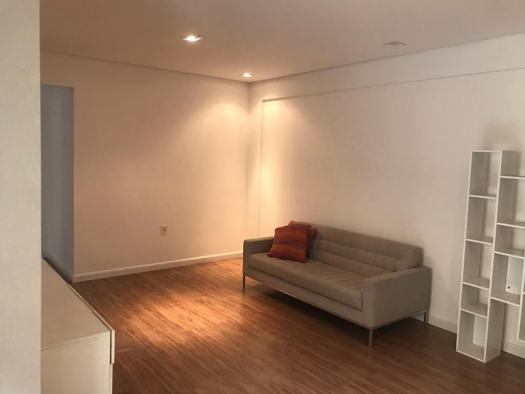 Apartamento para alugar com 3 quartos, 98m² - Foto 4